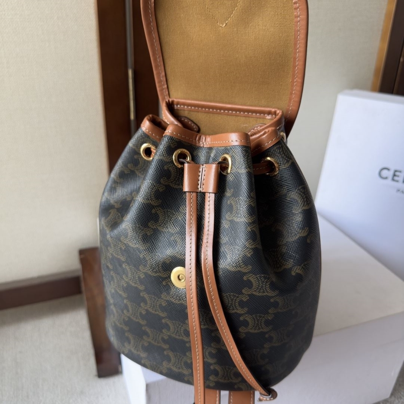 Ce1i*e triomphe bags